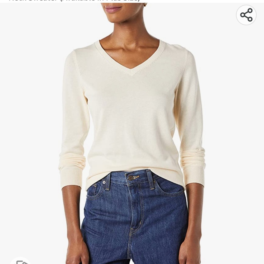 Amazon essentials V neck sweater in cream NWT size large